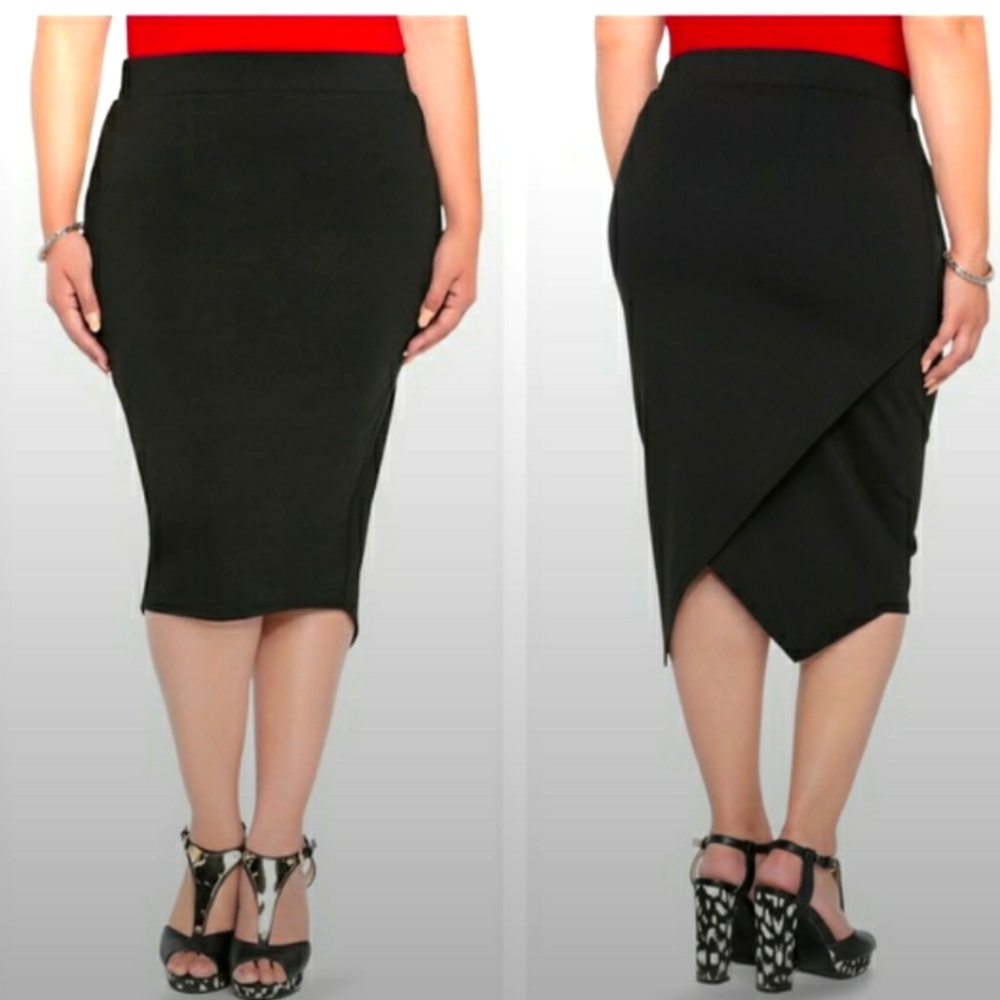 Torrid Black Pencil Envelope Back Midi Skirt